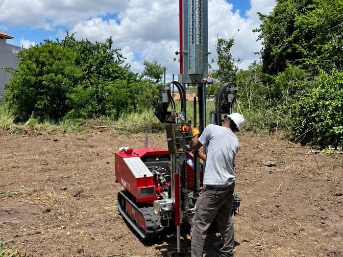 GID technician operating a Pagani rig for the Invest Saint Lucia Property Development investigation in Beanfield, Vieux Fort